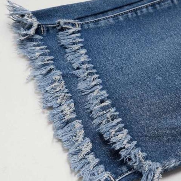 Flamingals Casual Wide Leg Frayed Hem Cropped Jeans - Picture 6 of 7